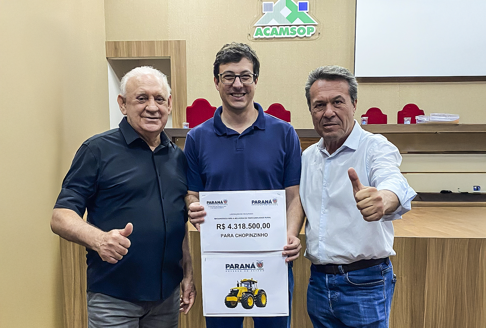 Imagem da Noticia: Administração Municipal conquista mais de R$ 4,3 milhões em maquinários para melhorias nas estradas rurais