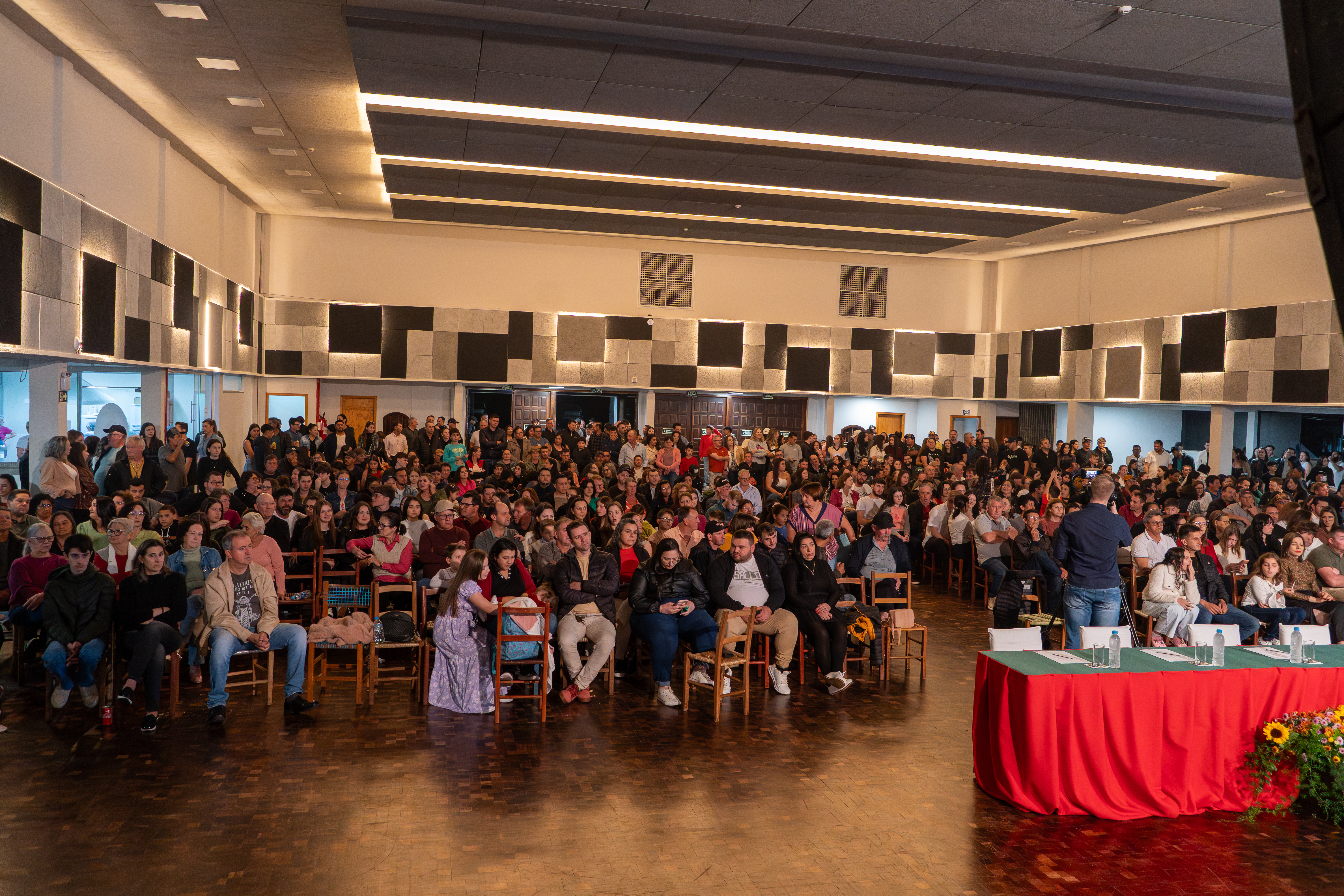 Imagem Noticia: Administração Municipal firma parceria com o Rotary Iguaçu para o projeto “Empoderamento de Meninas”