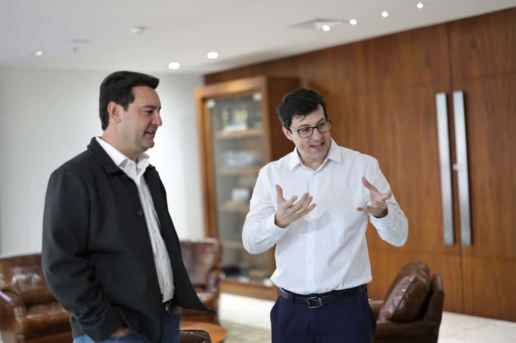 Prefeito Álvaro visita Governador Ratinho Junior e apresenta potencial turístico e econômico de Chopinzinho