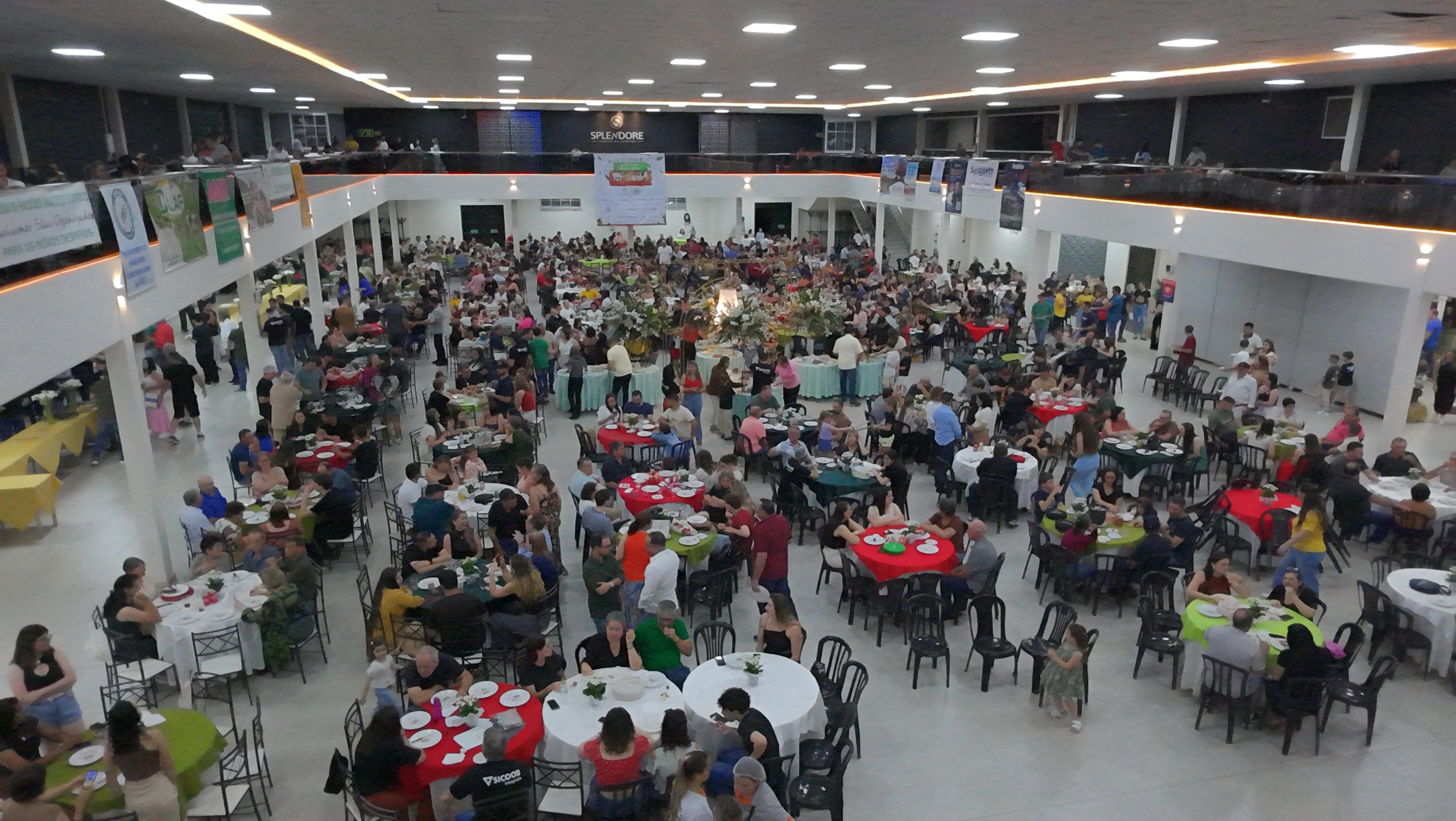 Festa Frutos da Nossa Terra reúne cerca de 1.500 pessoas e celebra os 70 anos de Chopinzinho