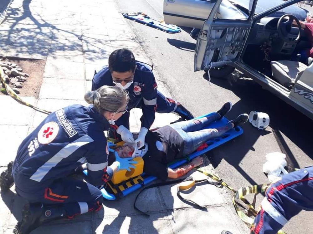 Simulação realista de acidente em Chopinzinho causa impacto e sensibiliza quanto à segurança no trânsito