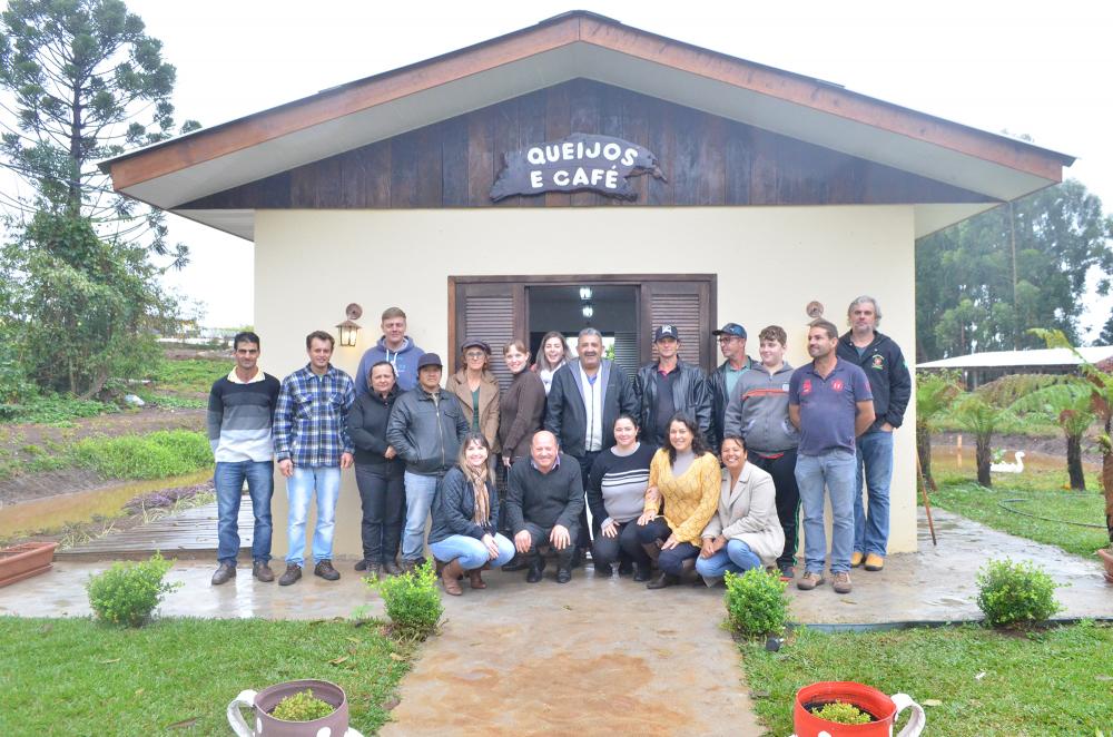 Produtores que vão participar de Roteiro de Turismo Rural encerram mais um módulo de curso