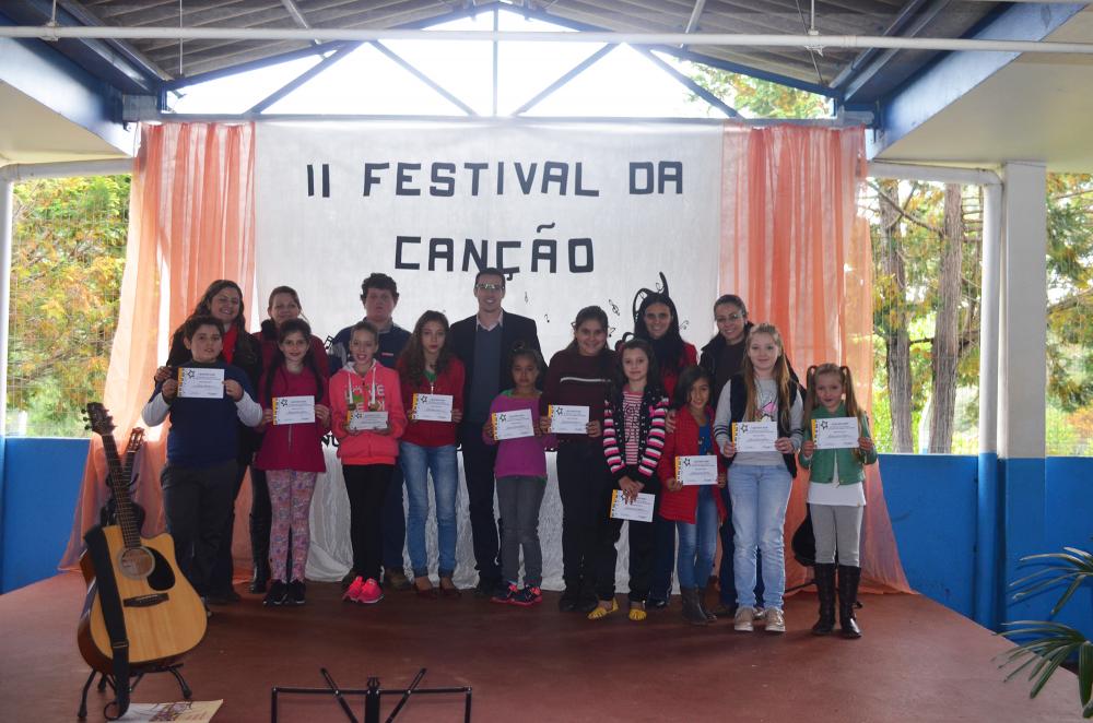 Instituições de ensino iniciam Mini Festivais para Canta Terra
